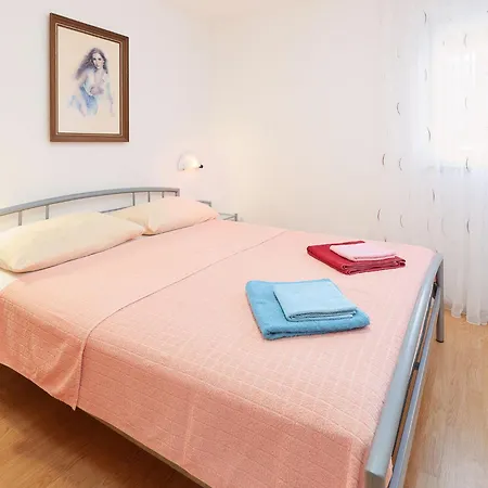 Apartament Pintar-3 By Interhome *