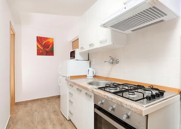 Pintar-3 By Interhome