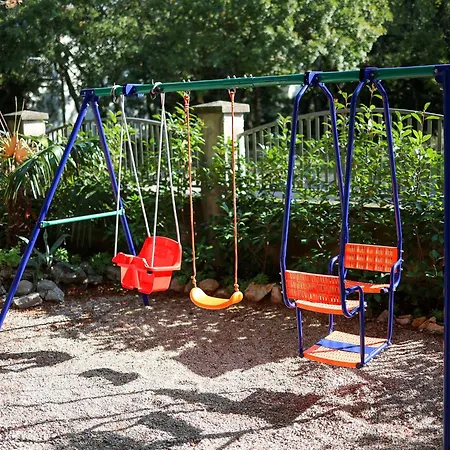 Pintar-3 By Interhome * יאדראנובו