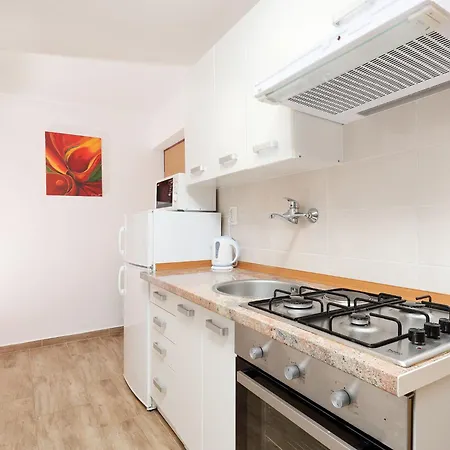 Pintar-3 By Interhome