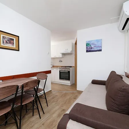 Pintar-3 By Interhome Διαμέρισμα *